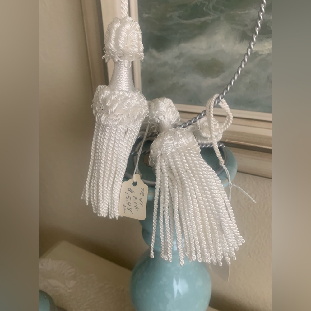 NEW Lot of 3 White Tassels - Picture 7 of 11